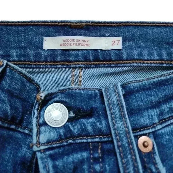 Levi's Wedgie Fit Skinny Jeans Devil Medium Wash Blue Button Fly Women's size 27 - Picture 9 of 15
